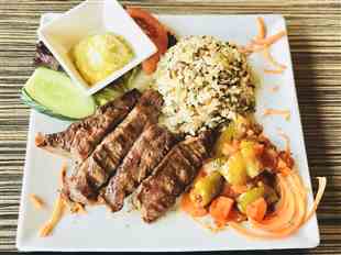 Lammfilet mit Kräuterbutter